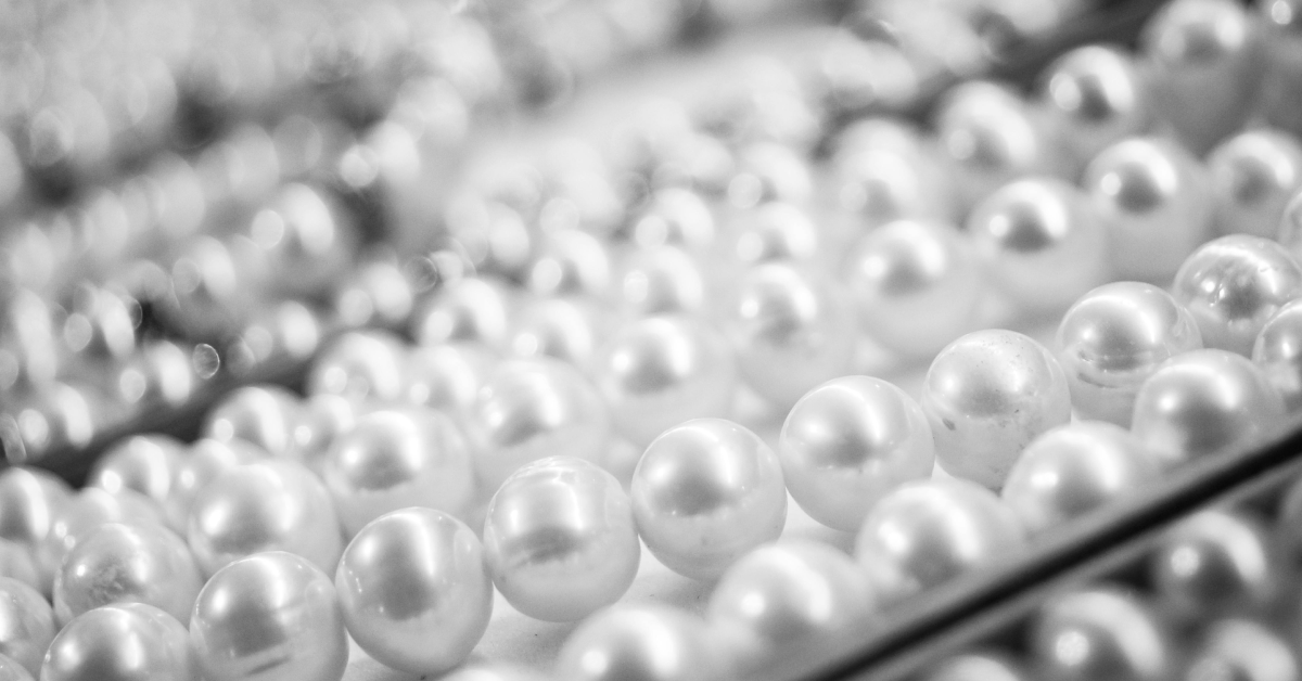 The Journey of Cultivating Pearls: From Nature to Jewelry