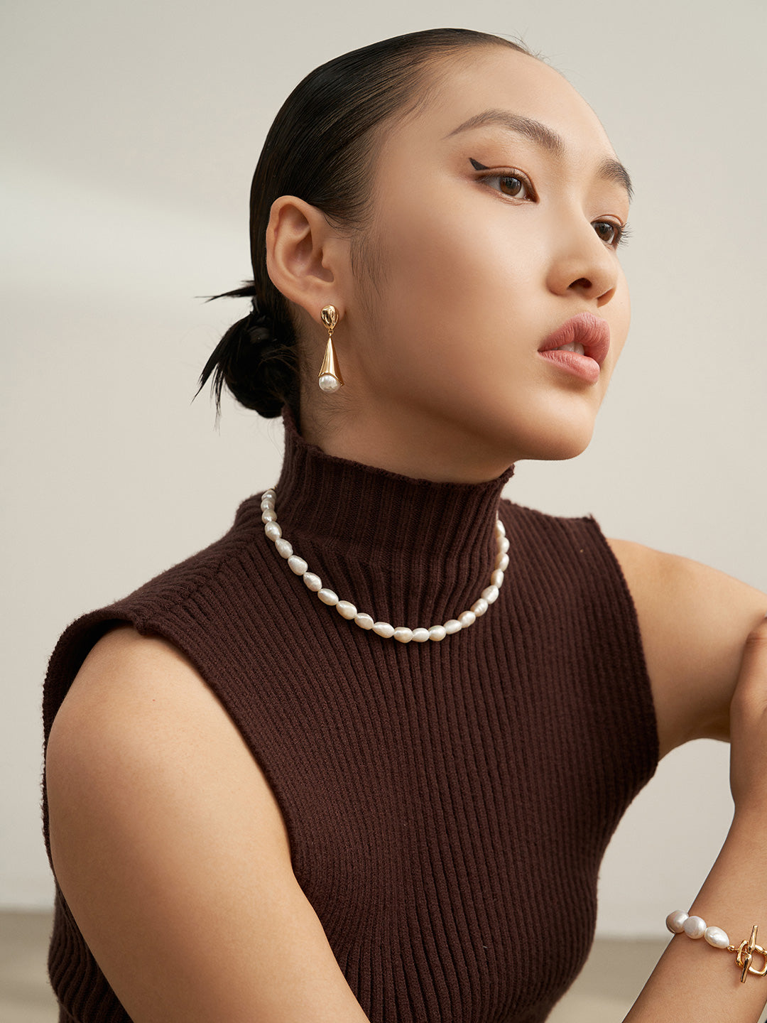 Gold Tear Shape with Freshwater Pearl